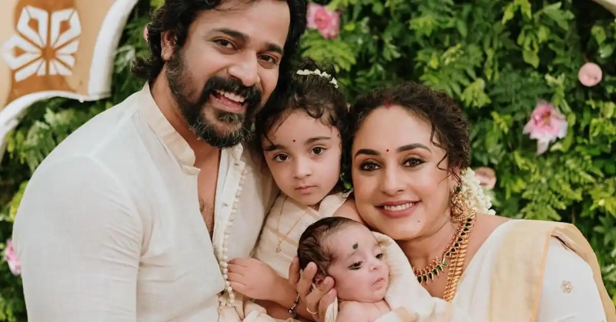 Pearle Maaney and Srinish Aravind Introduce Nitara Srinish in Adorable Noolukettu Ceremony