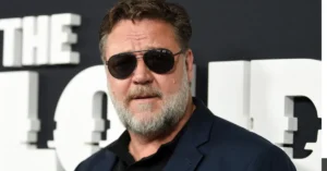 Russell Crowe Broke His Legs While Shooting Robin Hood, But Didn’t Know For 10 Years