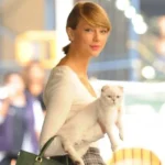 taylor swift with her cat olivia benson