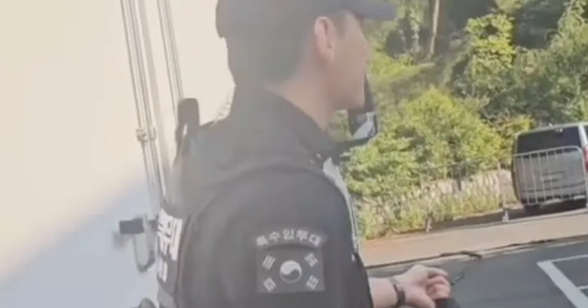 BTS V In Uniform Spotted On Patrol At Festival, Footage Wows Fans