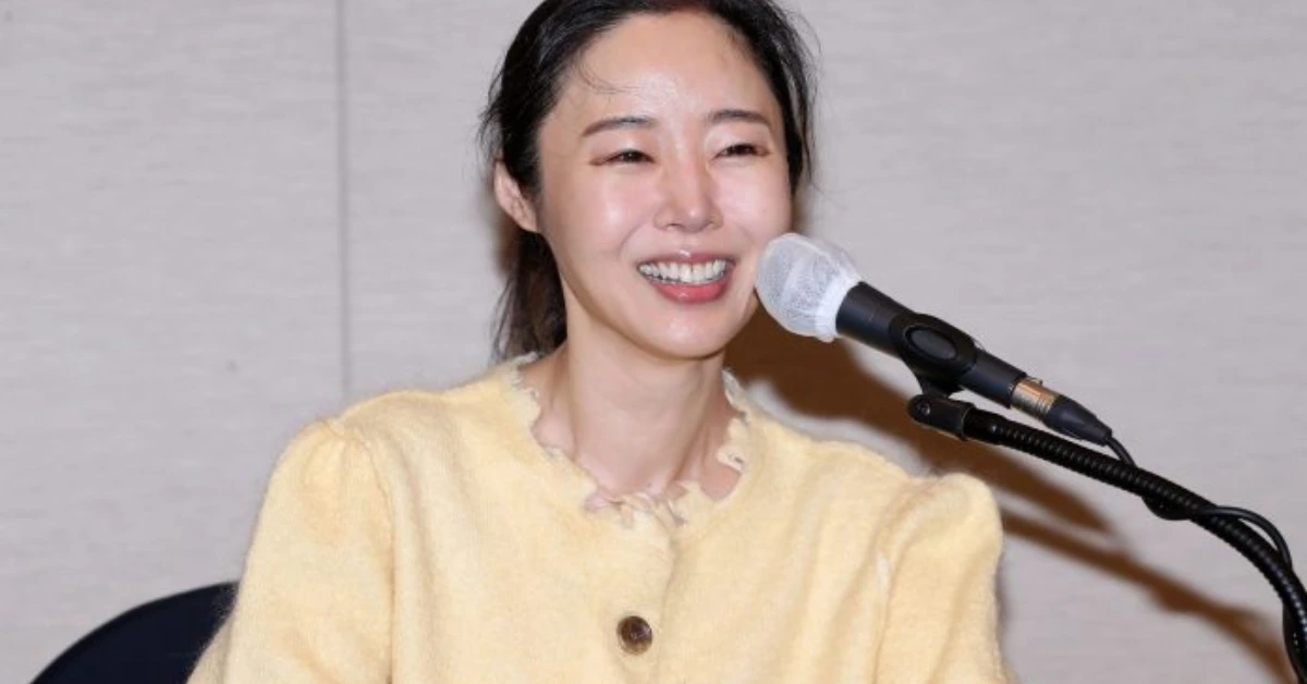 Min Hee Jin Reappointed as Inside Director of ADOR