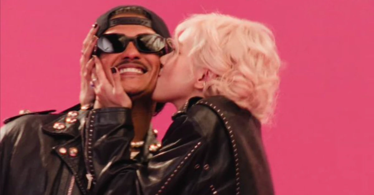 Did BLACKPINK’s Rosé Really Kiss Bruno Mars? Fans React to Their Surprising Moment in “APT.” Video