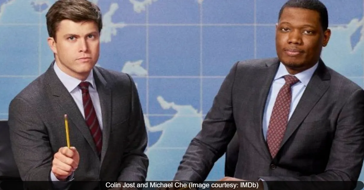 Colin Jost and Michael Che Criticize Donald Trump on SNL's Weekend Update