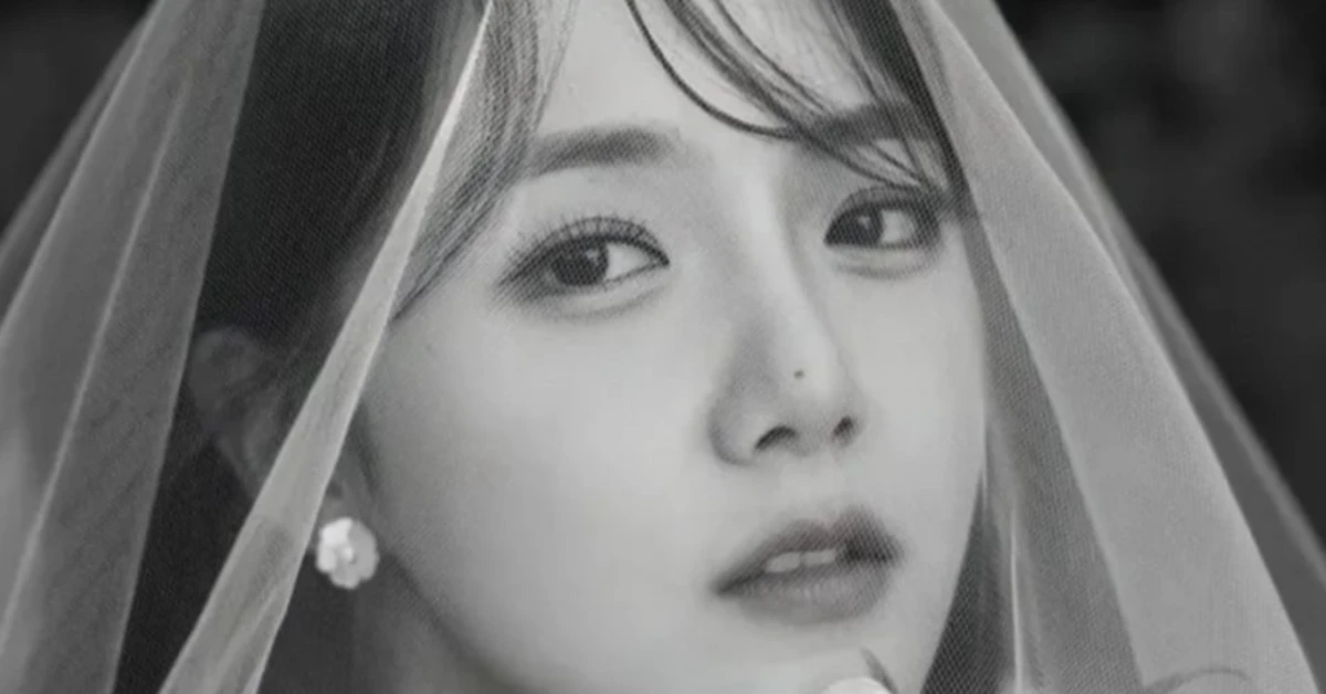 Kang Eun Bi Announces Marriage to Longtime Friend