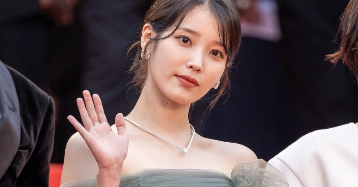 IU Strongly Denies Rumors of Earning ₩500 Million (Approximately $345,000) Per Episode for Her Role in the Upcoming Netflix Drama When Life Gives You Tangerines