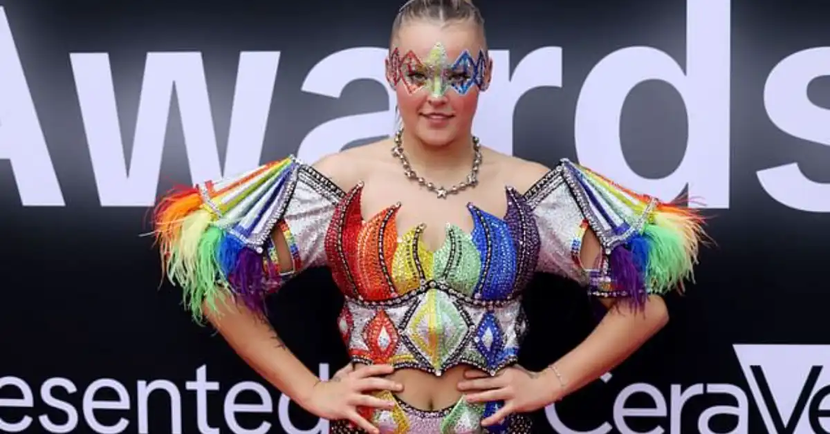 JoJo Siwa Denies Dating Chris Hughes Despite PDA and Romantic Rumors