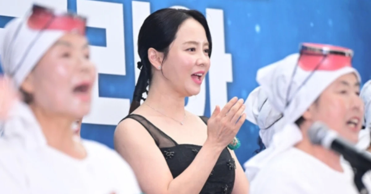 Song Ji Hyo Shares How Becoming a Haenyeo Changed Her Perspective on Life; Watch Her Journey in New Documentary