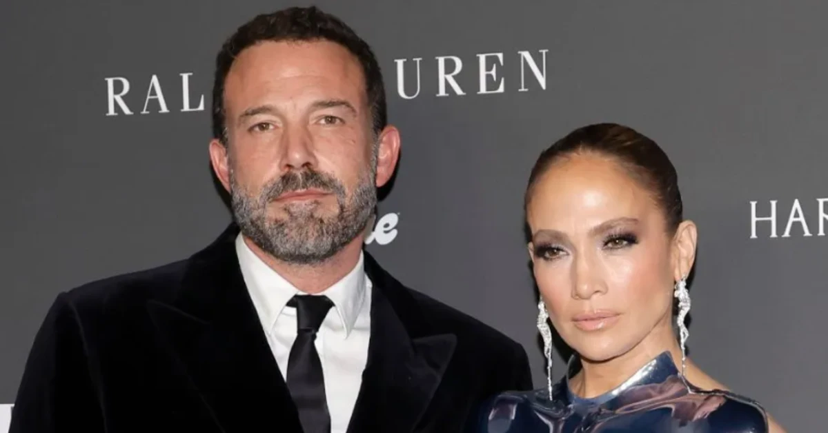 Ben Affleck Reportedly Warns Brett Goldstein About Dating Jennifer Lopez Amid Romance Rumors