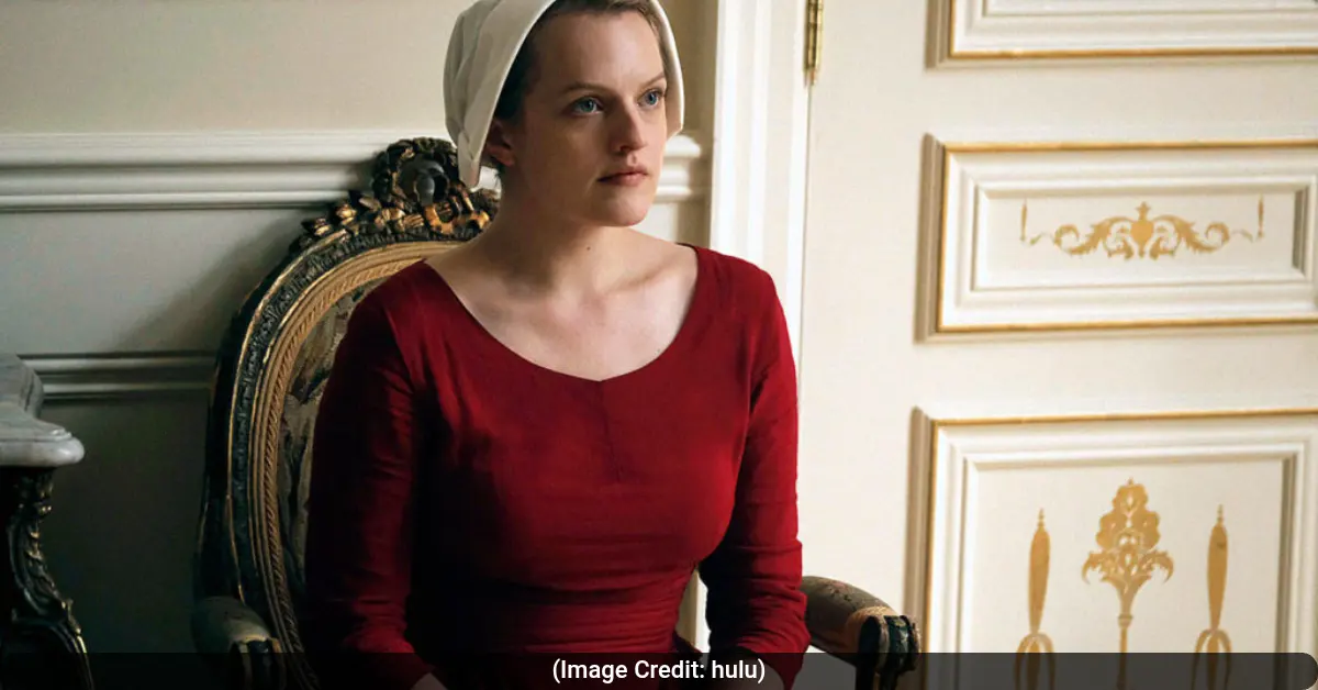 Elisabeth Moss Explains Why ‘The Handmaid’s Tale’ Had to End the Way It Did