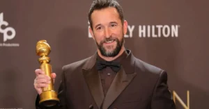 The Pitt star Noah Wyle Source Getty 48kb The Pitt Season 2 Episode 3 Includes a Real 2018 Pittsburgh Tragedy