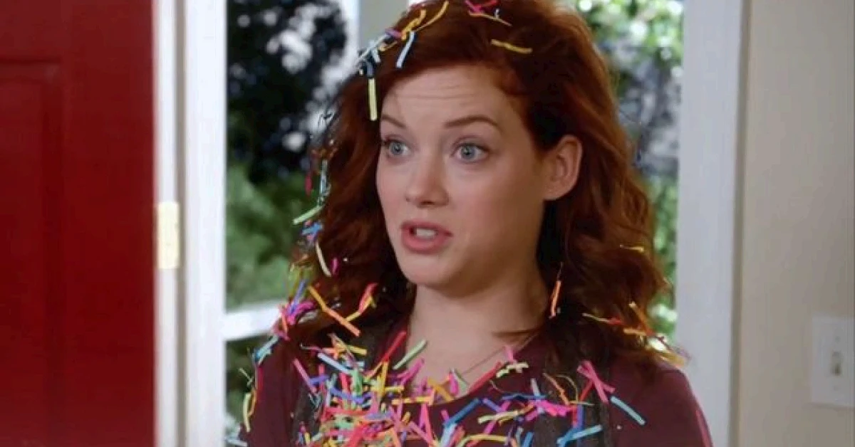A still from Suburgatory (Image via ABC)