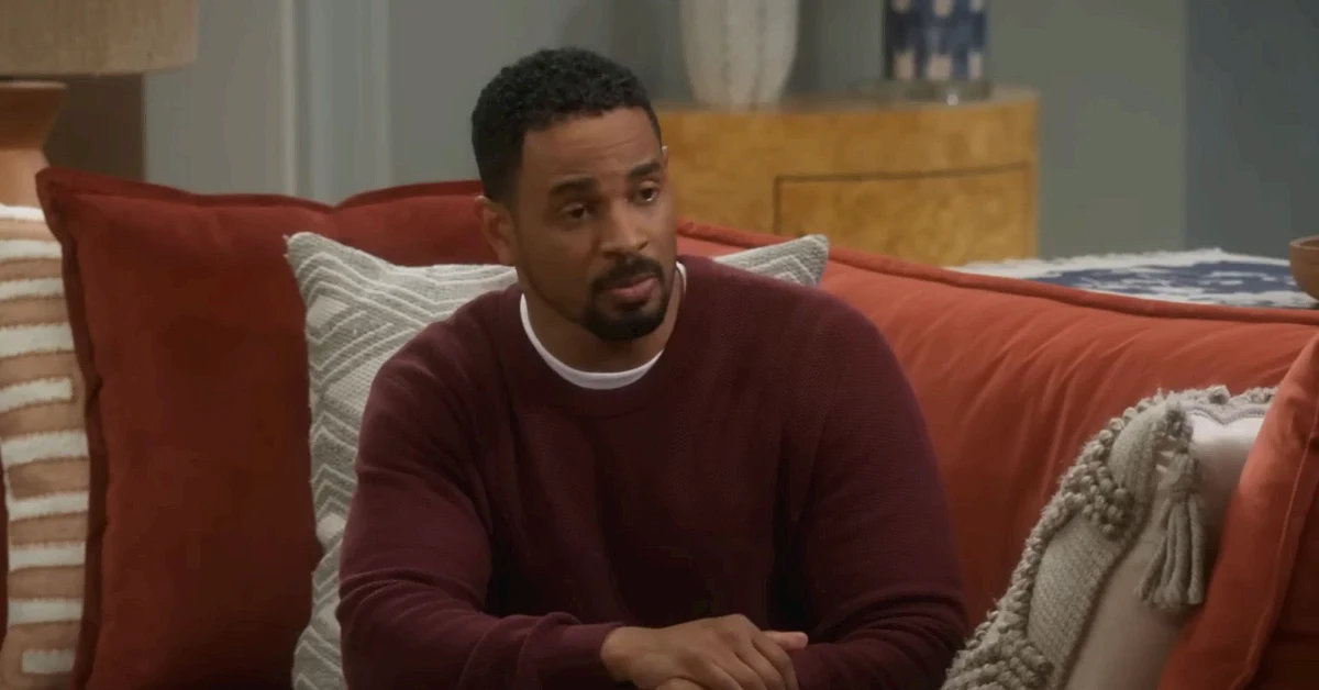 Damon Wayans Jr. will play Mike Brink in the Pilot (Image via Paramount+)