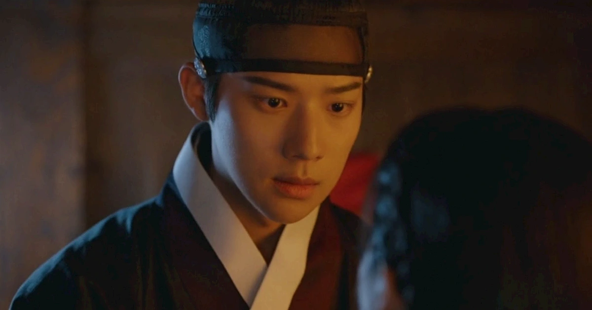 To My Beloved Thief Image Via Studio Dragon 51kb To My Beloved Thief Episode 14 Recap: Eun-jo and Yi-yeol Share Emotional Kiss as Kingโs Condition Worsens and Danger Intensifies