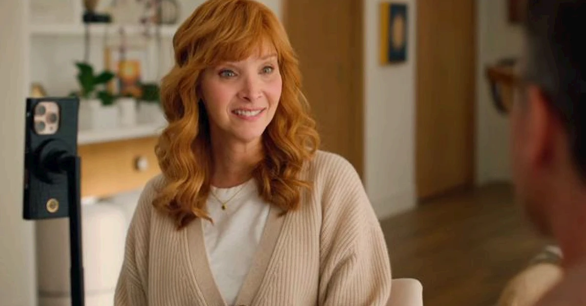 Lisa Kudrow in The Comeback Season 3 (Image via YouTube/HBO)