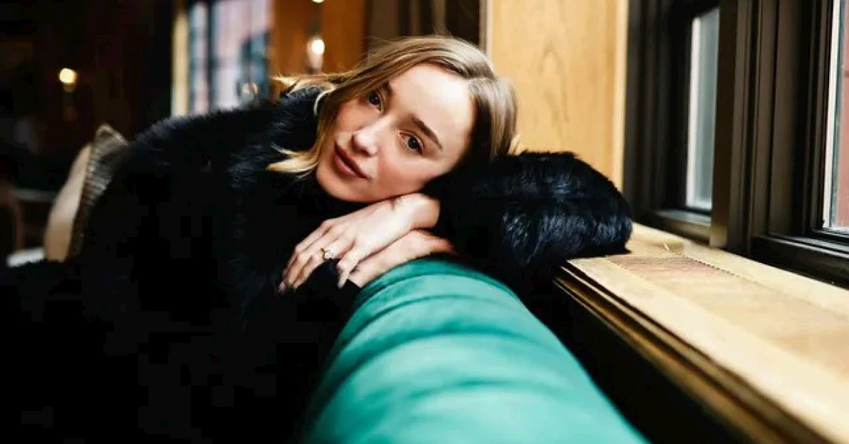 Phoebe Dynevor Crime Drama ‘Dirty’ Set in Manchester: Mother-Daughter Police Conflict Series Lands at Prime Video