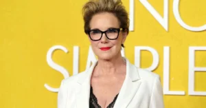 Another Simple Favor New York Screening Source Getty 57kb Elizabeth Perkins Movies and TV Shows: 5 Roles to Watch After Netflix’s Big Mistakes