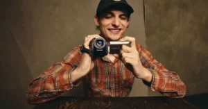 Finn Wolfhard Malcolm In The Middle Cameo: Stranger Things Star Makes Surprise Appearance in Hulu Revival