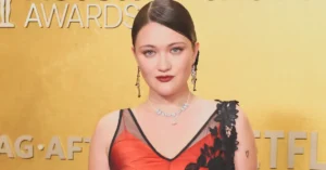 Isa Briones From ‘The Pitt’ Calls Out Broadway Fans for ‘Disrespectful’ Behavior Mid-Show