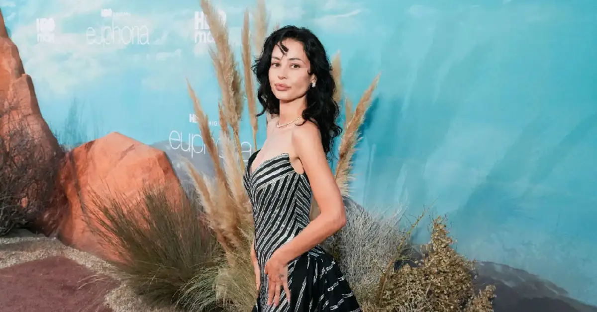 Alexa Demie attends the Los Angeles Red Carpet Premiere of HBO Original Drama Series EUPHORIA at TCL Chinese Theatre Source Getty 52kb Alexa Demie attends the Los Angeles Red Carpet Premiere of HBO Original Drama Series EUPHORIA at TCL Chinese Theatre