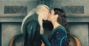 House of the Dragon S3 shocks fans as Aemond kisses Alicent. HBO MAX 1 House of the Dragon Season 3 Premiere Shocks Fans with Aemond and Alicent Kiss Scene