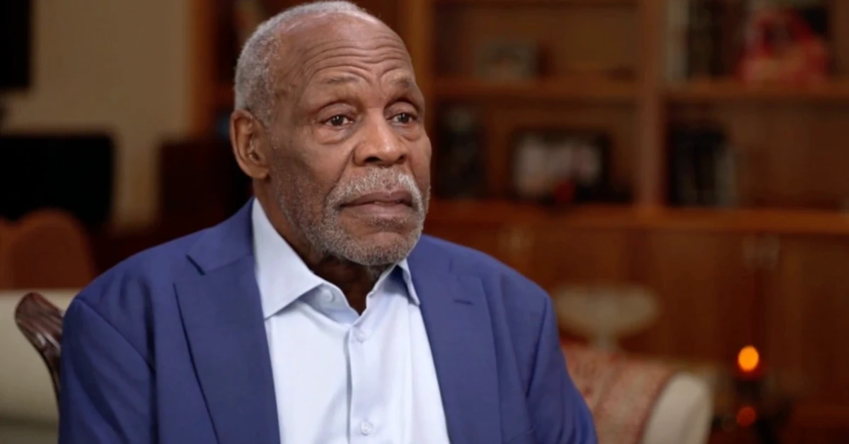 Danny Glover Reveals Alzheimers Diagnosis Shares Health Update and Family Support Danny Glover Reveals Alzheimer's Diagnosis, Shares Health Update and Family Support