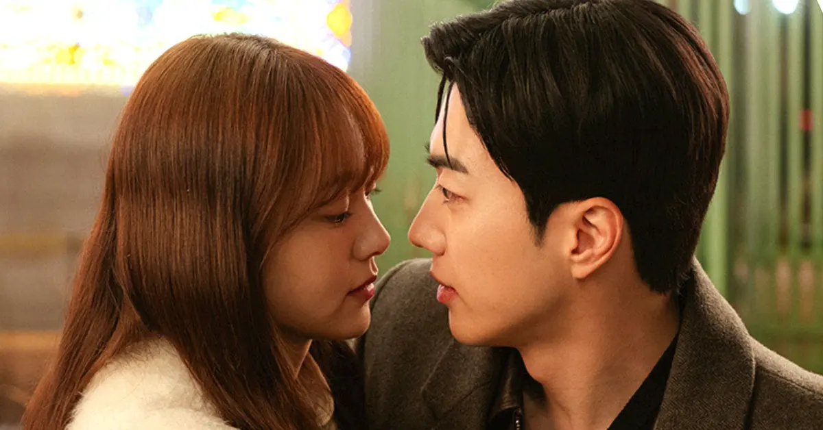 The CEO and his new employee kissed my bias my boss Image via X @CJnDrama 49kb My Bias, My Boss Episodes 5-6 Recap: Da-reum Dates Her Idol But Shares an Accidental Kiss With Ha-gi