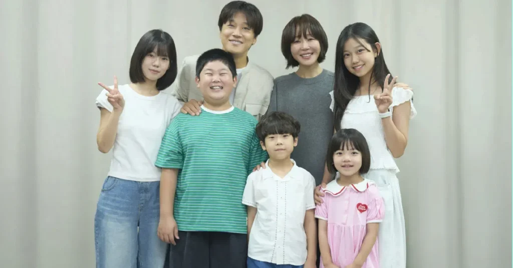 Cha Tae Hyun and Uhm Ji Won to Star in New Netflix Comedy ‘Two Cops and Five Kids’
