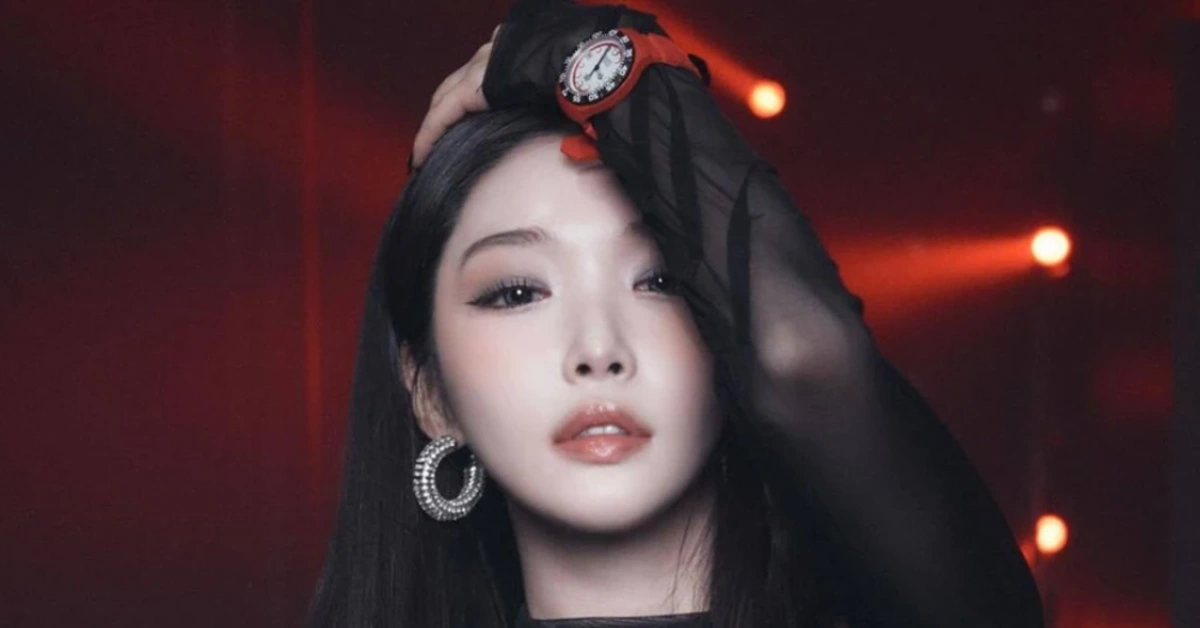 Chungha Rushed to Emergency Room, Cancels University Festival Performance