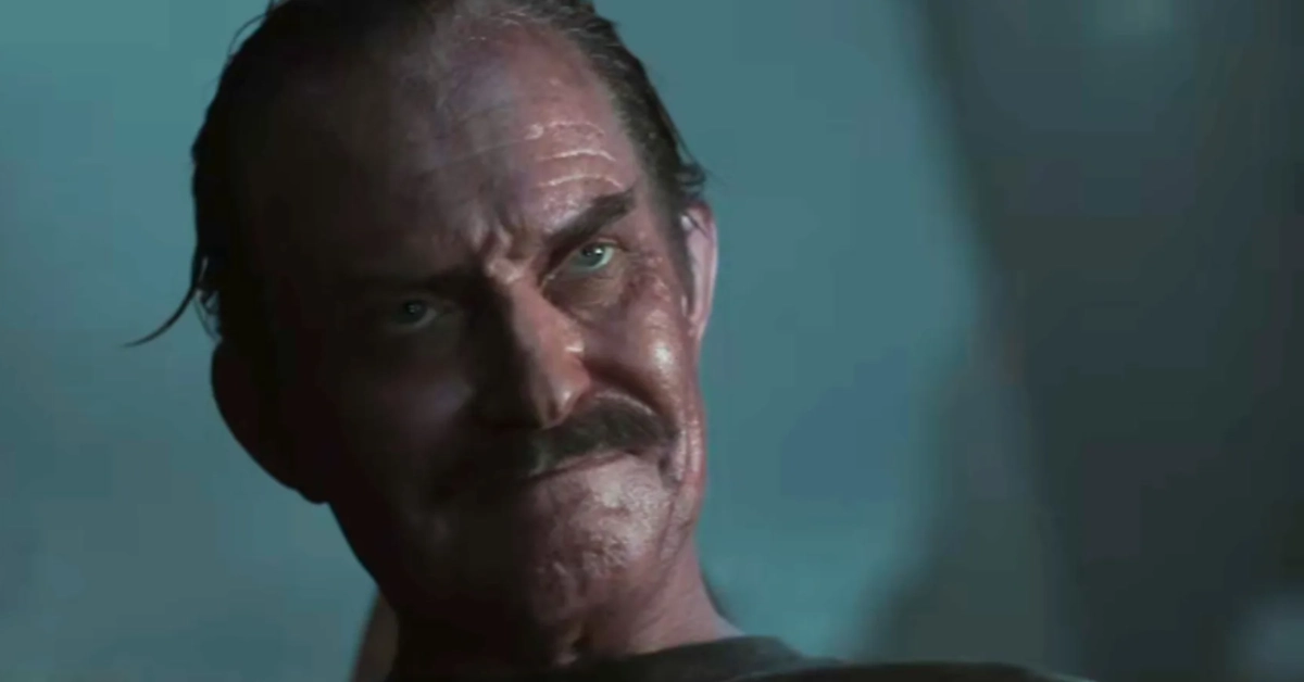 Sinestro’s New Look in Lanterns Sparks Hilarious Fan Reactions: Did Bruh Escape Prison