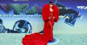 nexus image 51kb 2 BLACKPINK’s Lisa Stuns in Sheer Red The Attico Dress and Quine Li Fur Coat at 2026 MTV VMAs
