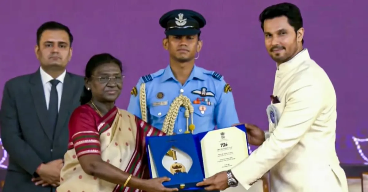 webp 89 Randeep Hooda Wins First National Film Award for Best Debut Director for Swatantrya Veer Savarkar at 72nd Ceremony