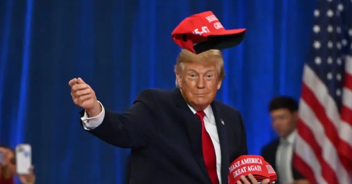 Donald Trump Stops Mid-Speech as Comedian Sings Jeffrey Epstein Plane Song at Ohio Rally