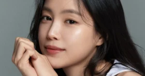 image 2026 10 19T025005.534 Agent Kim Reactivated Actress Son Na-eun Mourns Mother Who Passes Away at 57; Keeps Vigil with Golfer Sister